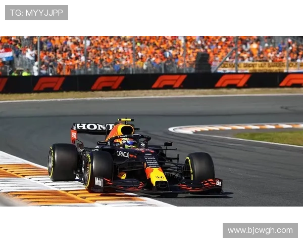 F1赛季即将开启 各车队为争夺冠军全力备战 F1赛季即将开启 各车队为争夺冠军全力备战