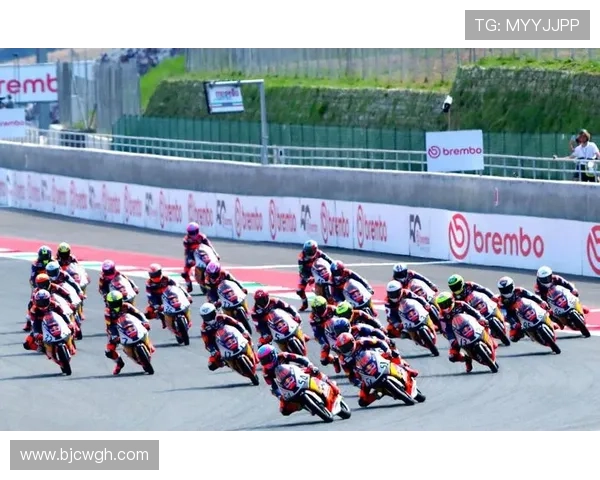 2025年MotoGP赛季揭幕战精彩纷呈 新星挑战老将争霸赛场