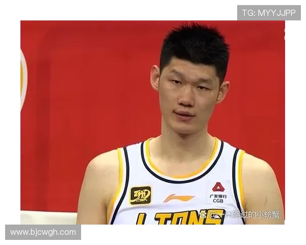 国家队客场逆转取胜晋级形势大好主教练战术调整见成效