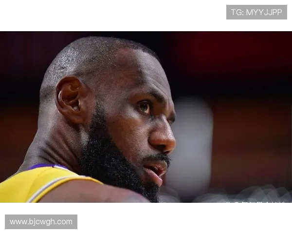 湖人队新赛季目标明确，詹姆斯领衔冲击总冠军，浓眉期待突破自我